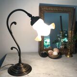 Art nouveau style tulip lamp