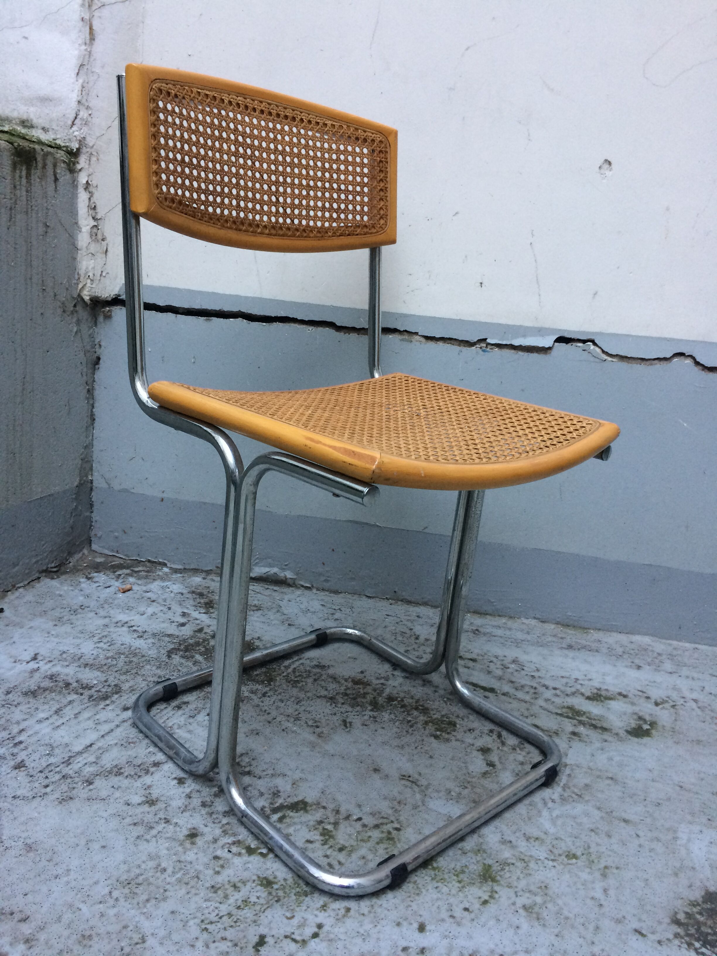 Vintage canned chair
