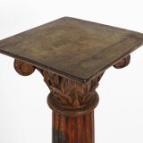 Colonne ou piédestal corinthien en bois sculpté antique, France vers 1890
