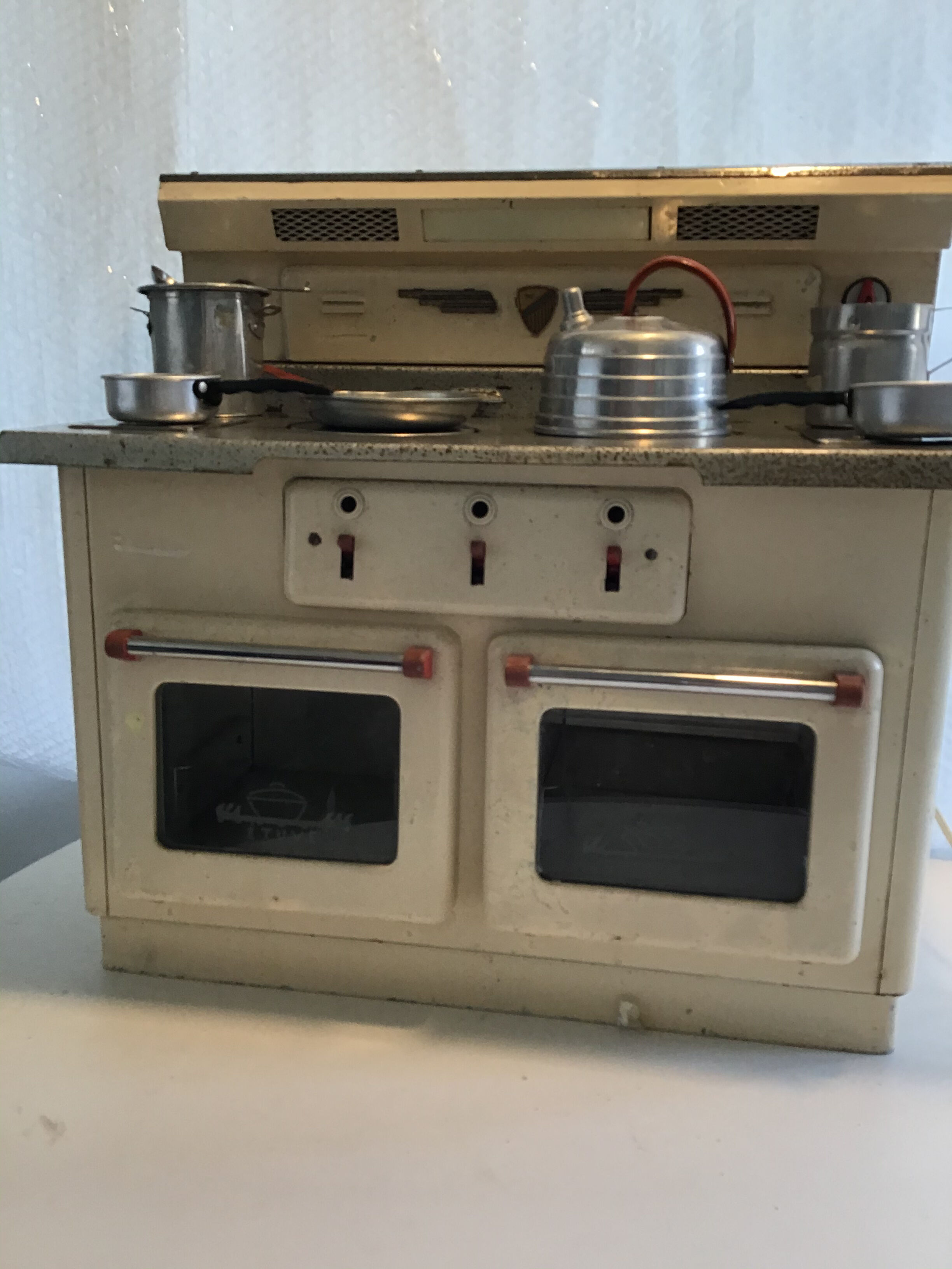 Toy electric stove