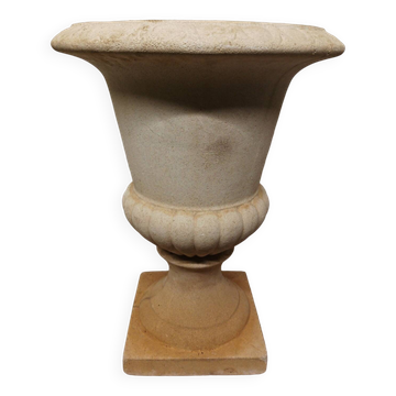 Large Médicis stone planter basin
