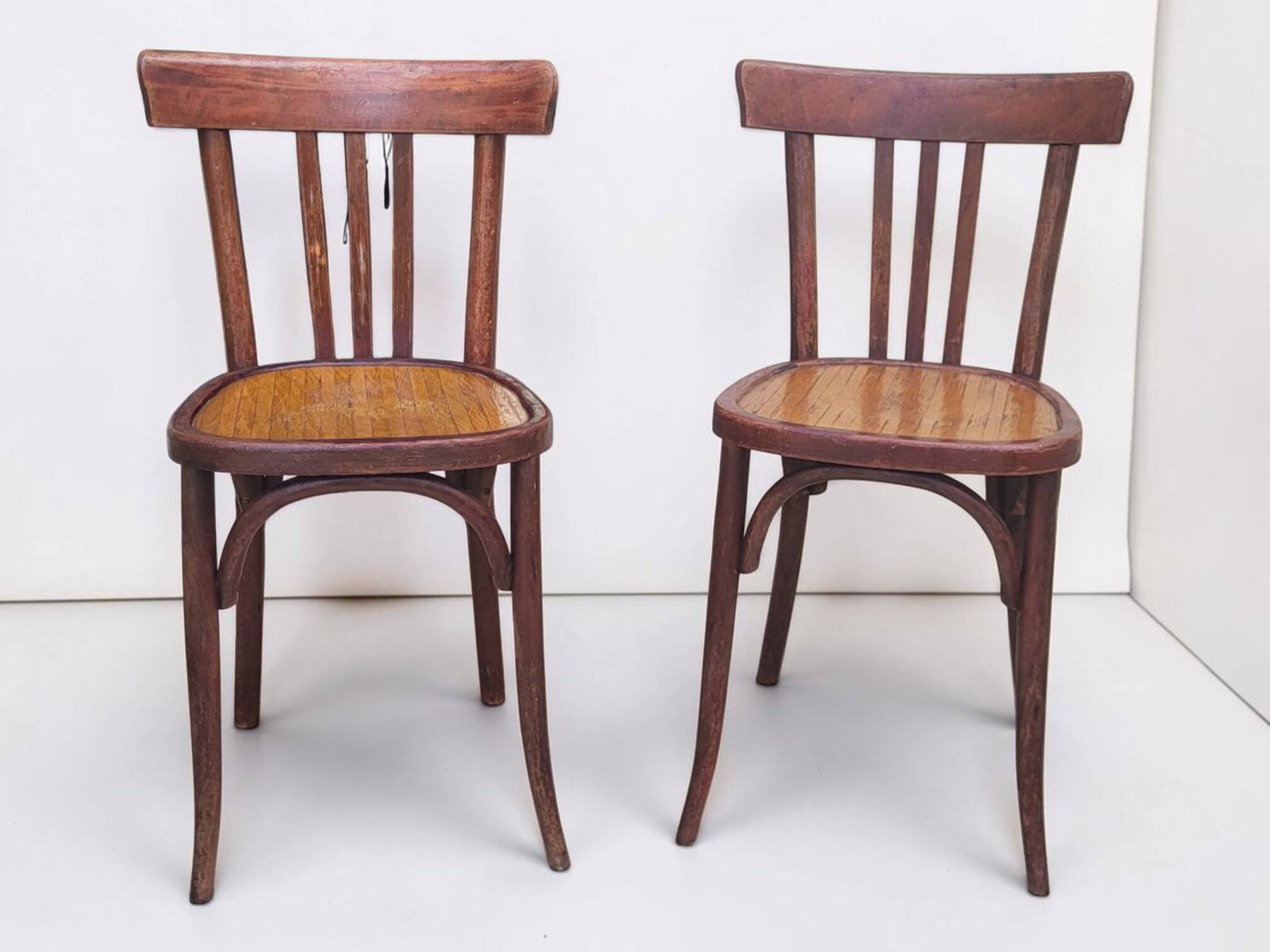 Bentwood bistro chair