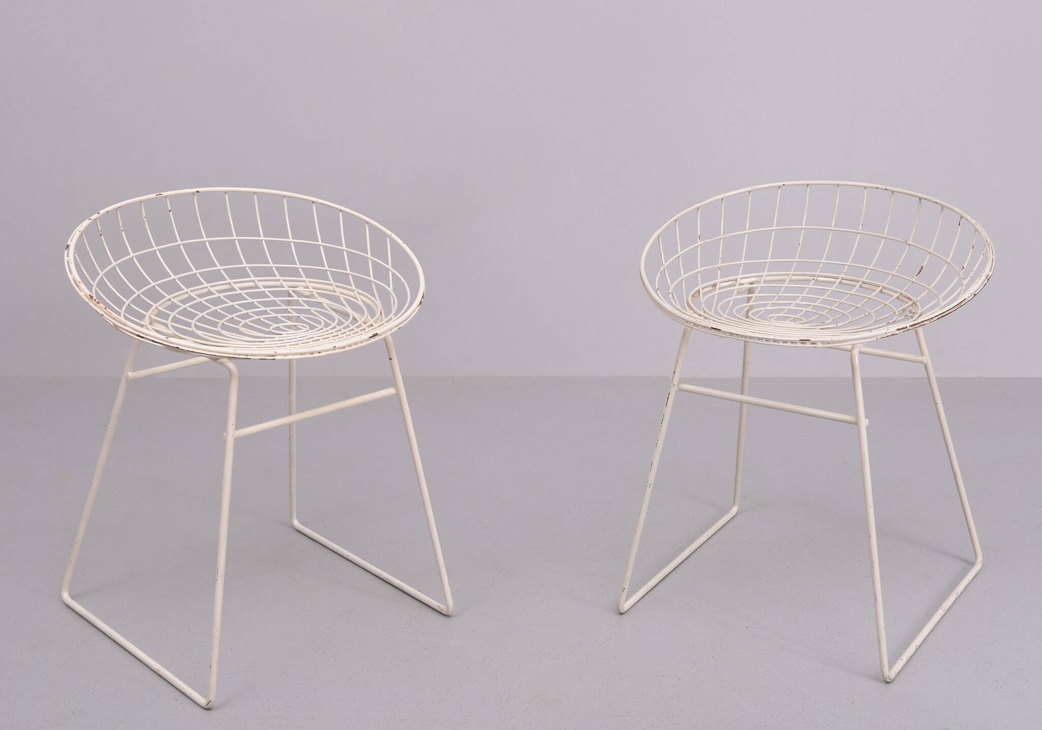 Pastoe KM05 wire stool Cees Braakman 1950s Holland