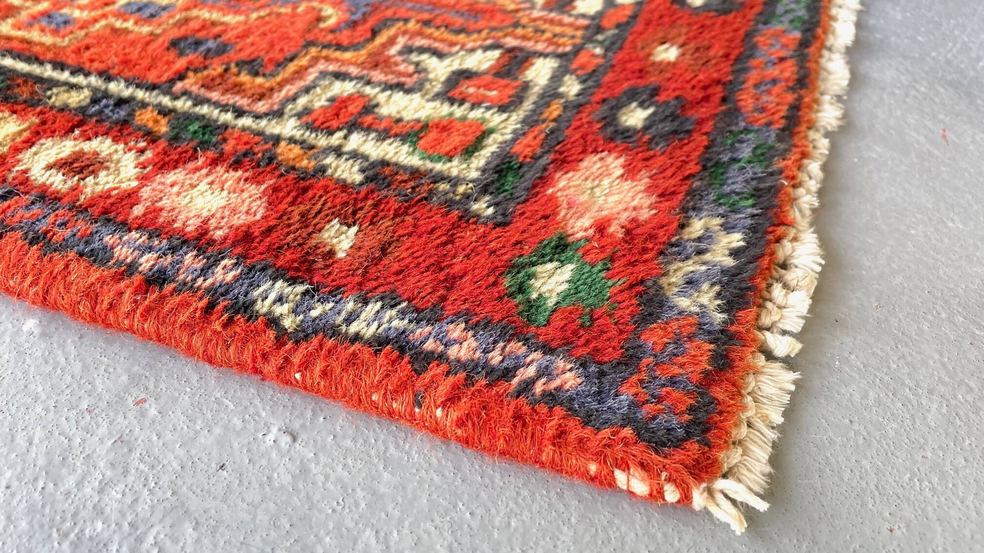 tapis velouré oriental vintage - 40cm x 62cm