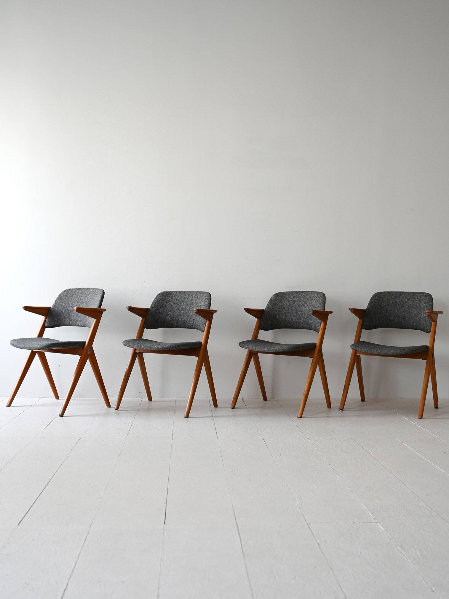 4 chaises scandinaves NK Bengt Ruda
