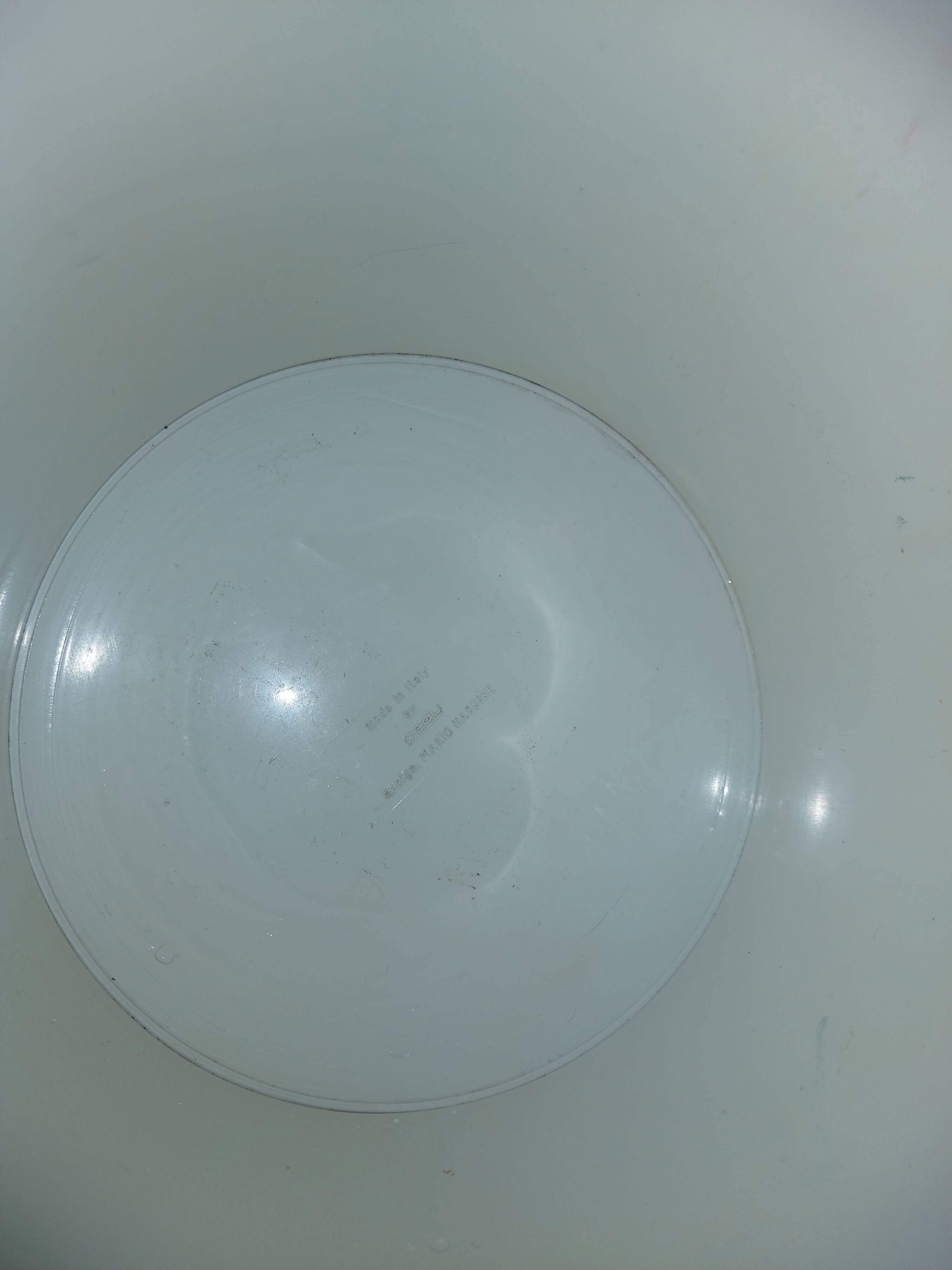 Waste paper basket , design Makio Hasuike , Italy