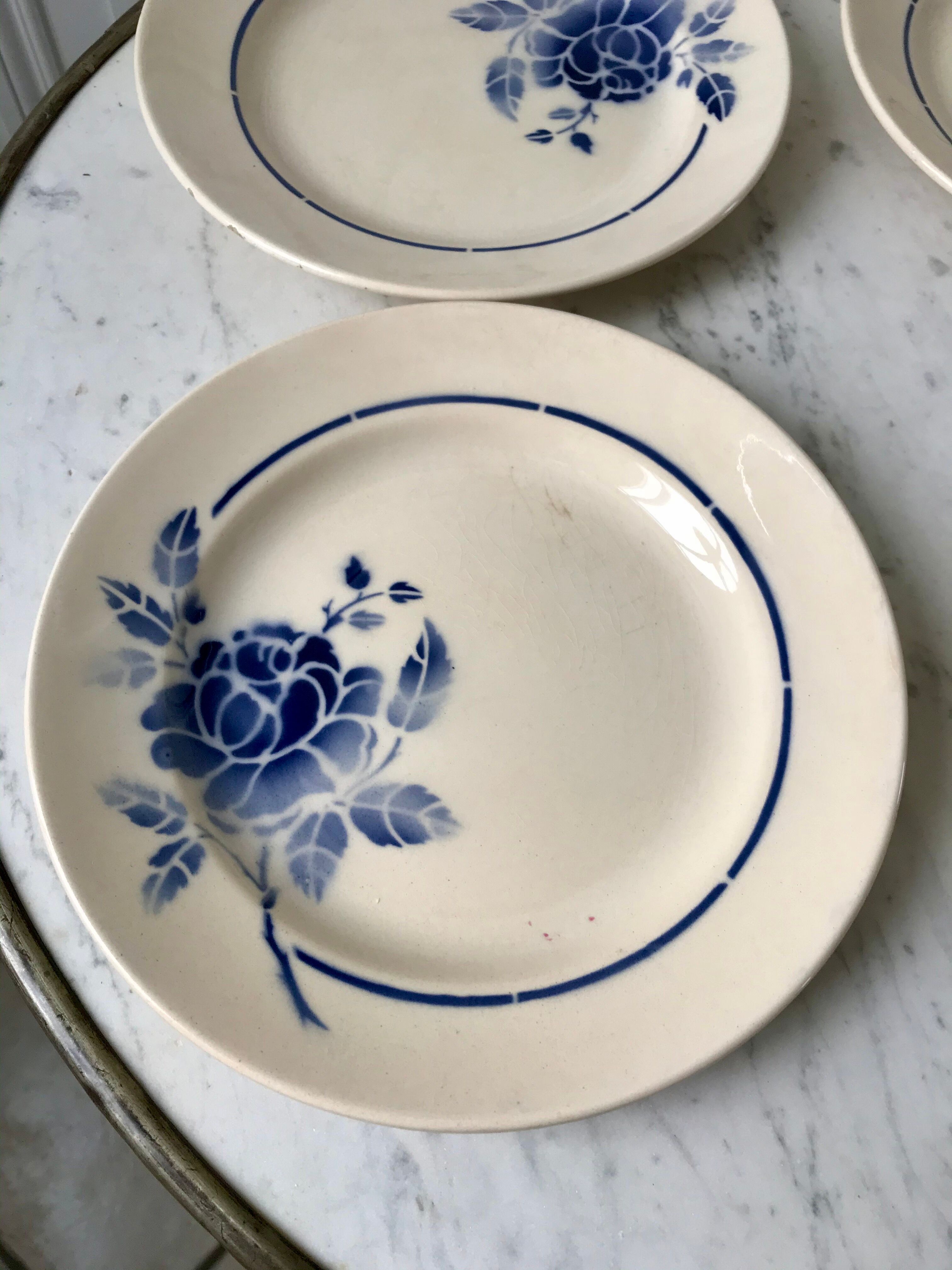 set of 4 dessert plates blue flowers Saint-Amand years 30-40