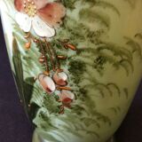 Vase balustre en opaline Louis Philippe florale XIXe