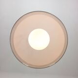 Lampe à suspension italienne en laiton, opaline et plexiglas de l'ère spatiale