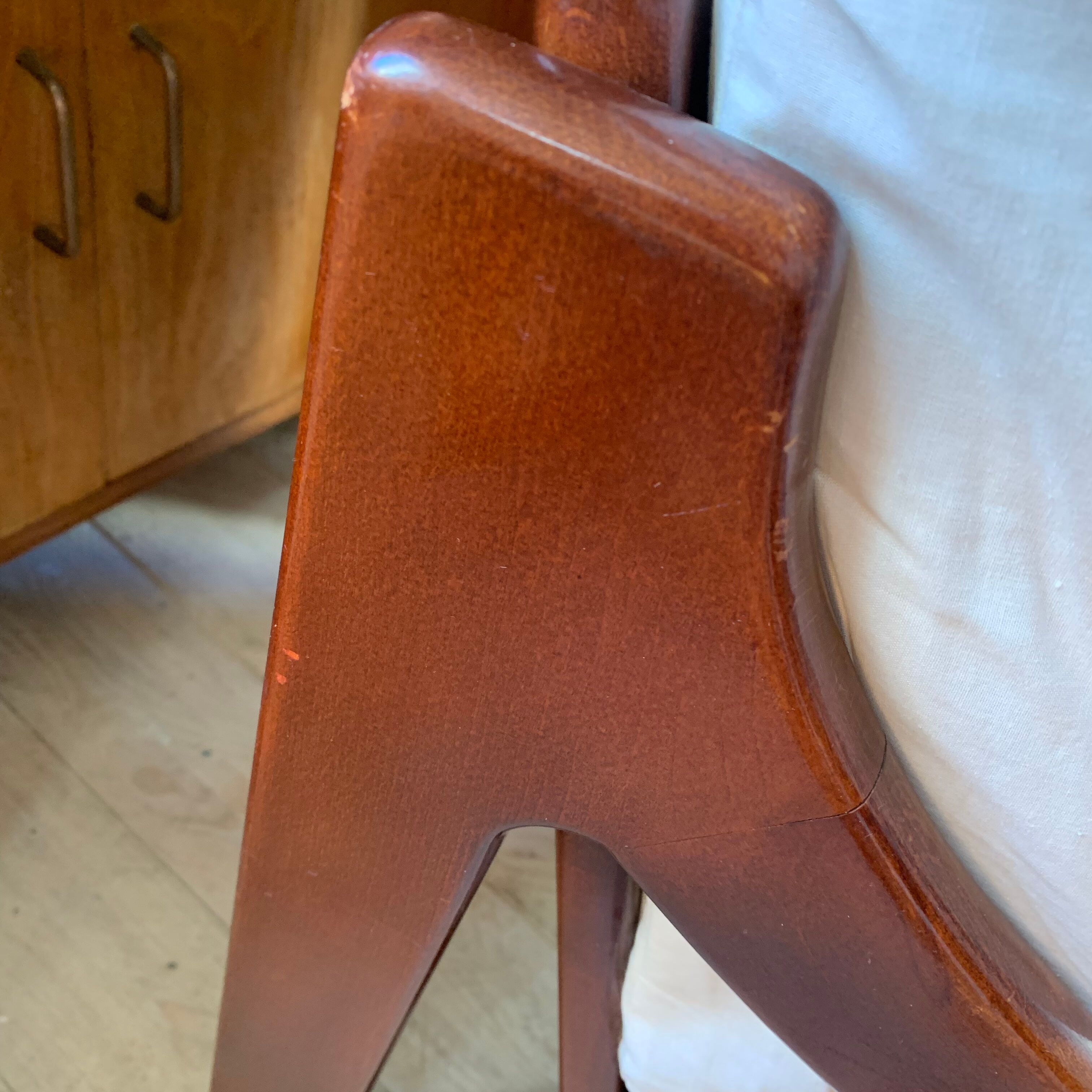 Armchair sleigh vintage 70s