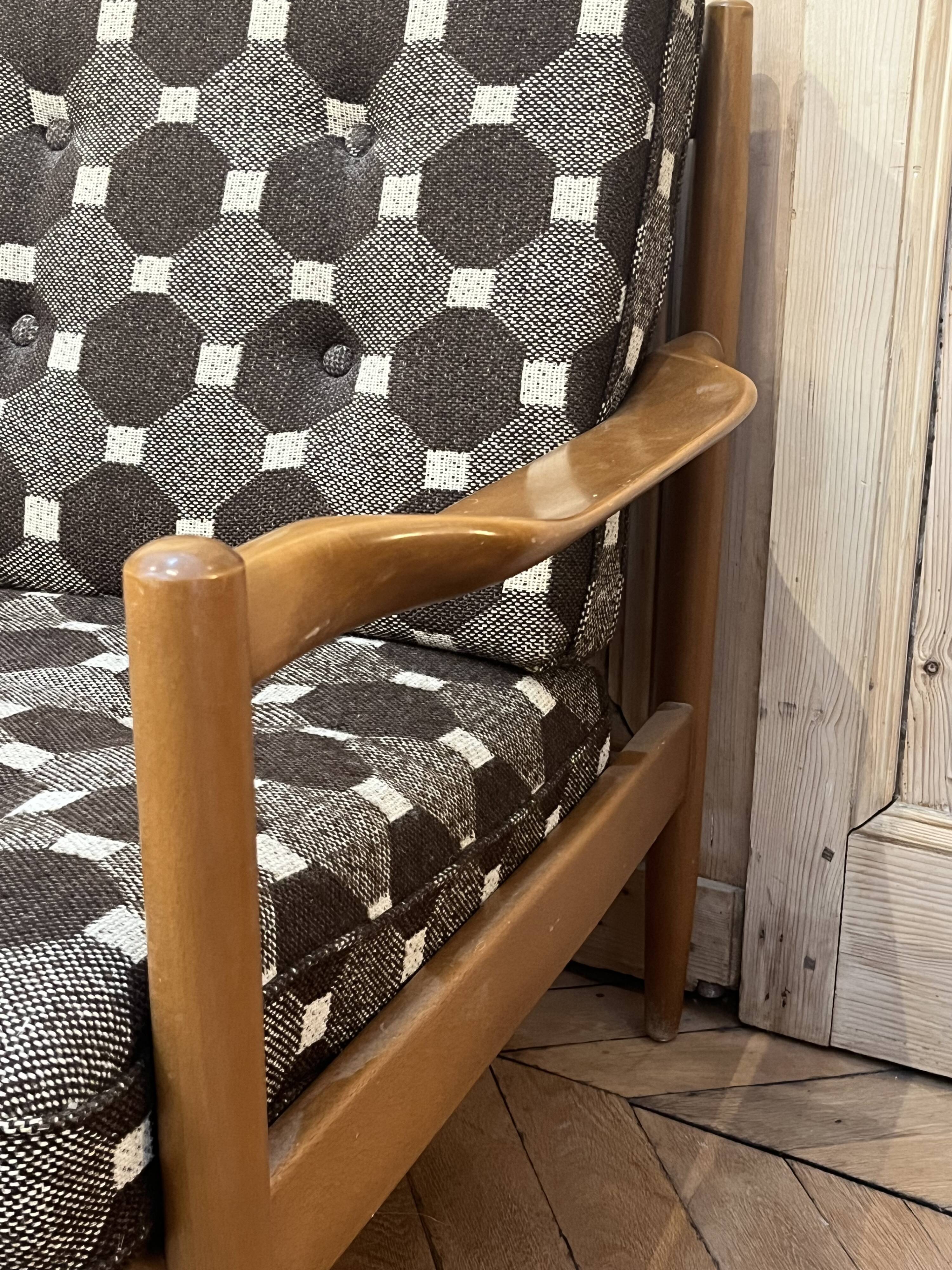 Scandinavian style 3-seater sofa