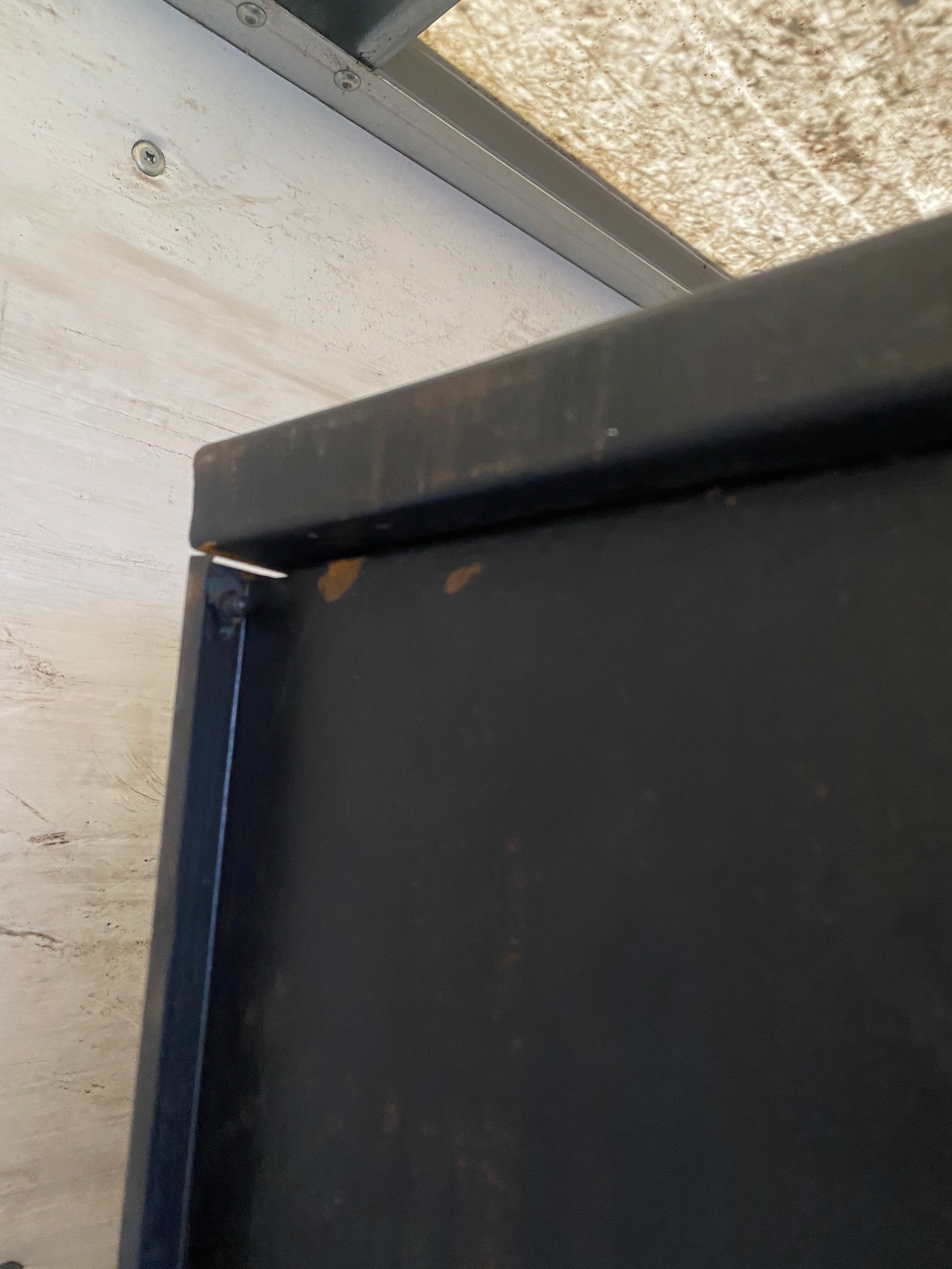 Industrial cabinet 30 Strafor valves