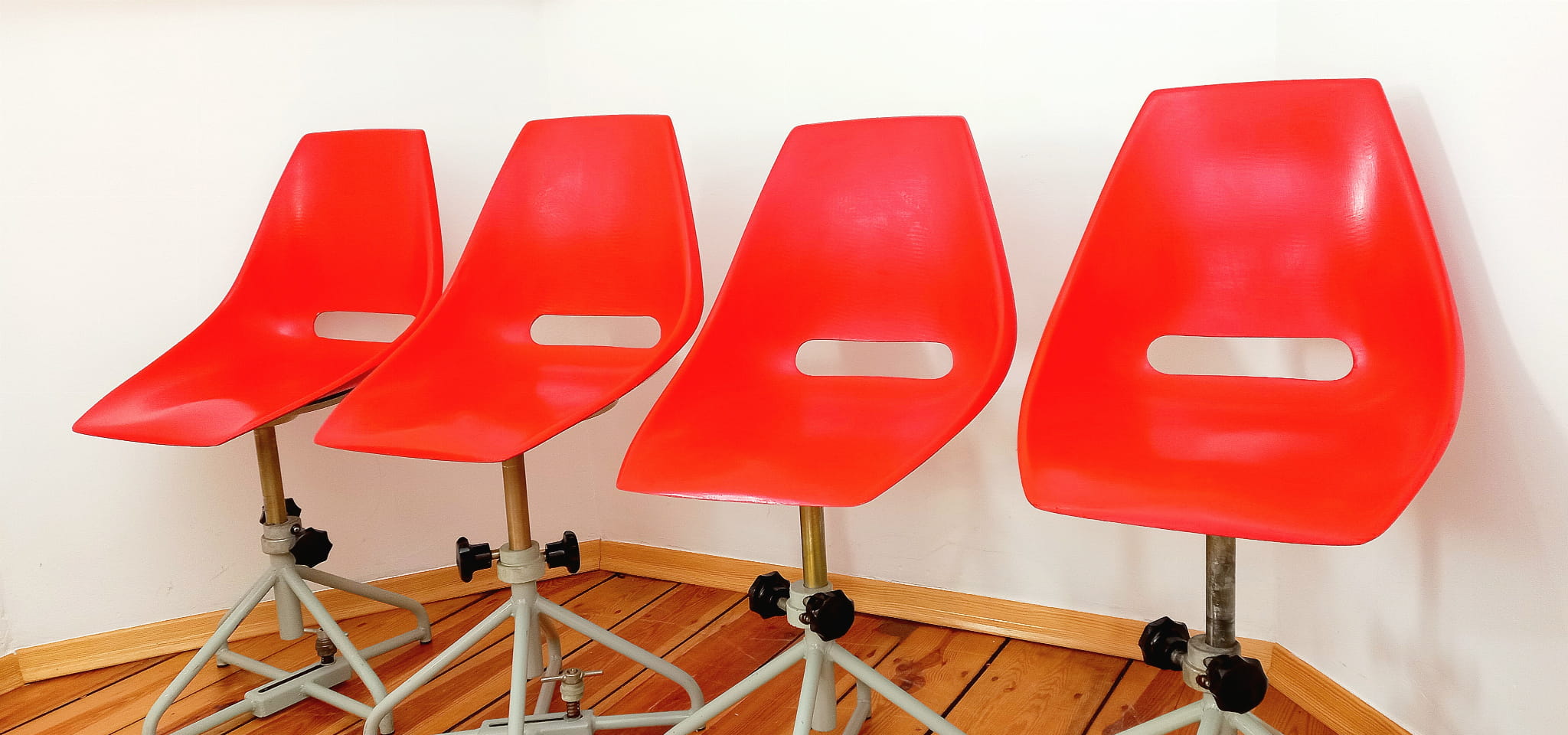 Swivel chair proj. M. Navratil for Vertex, Czechoslovakia 60"