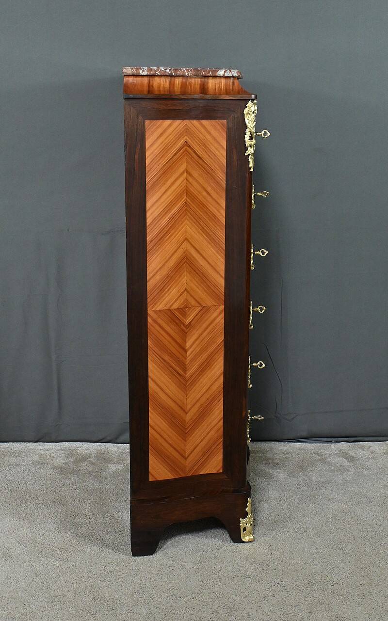 Rosewood and rosewood marquetry chest of drawers, Louis XV style – 2nd half of the 19th century.