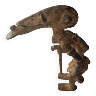 Statuette man with large head