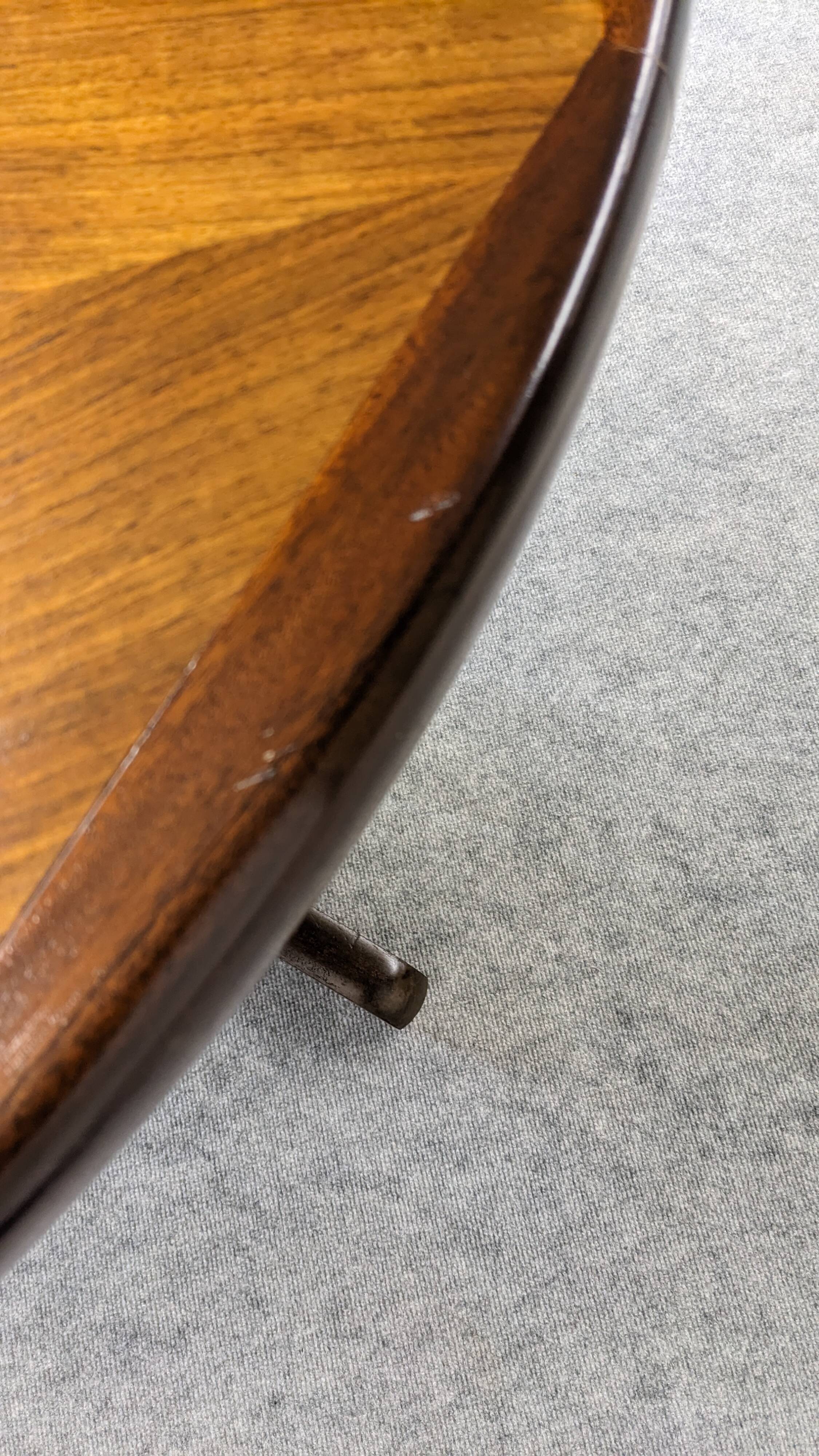 Baumann extendable dining room round table, France circa 1970.