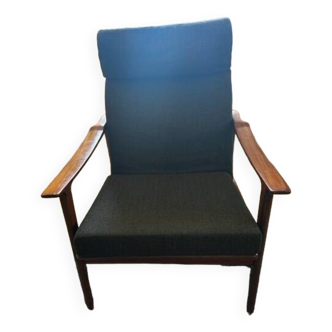Vintage scandinavian armchair