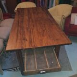 Farm table