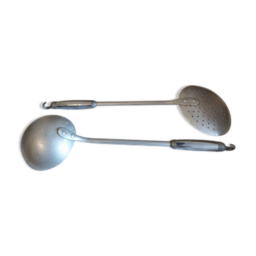 Écumoire et louche en aluminium vintage