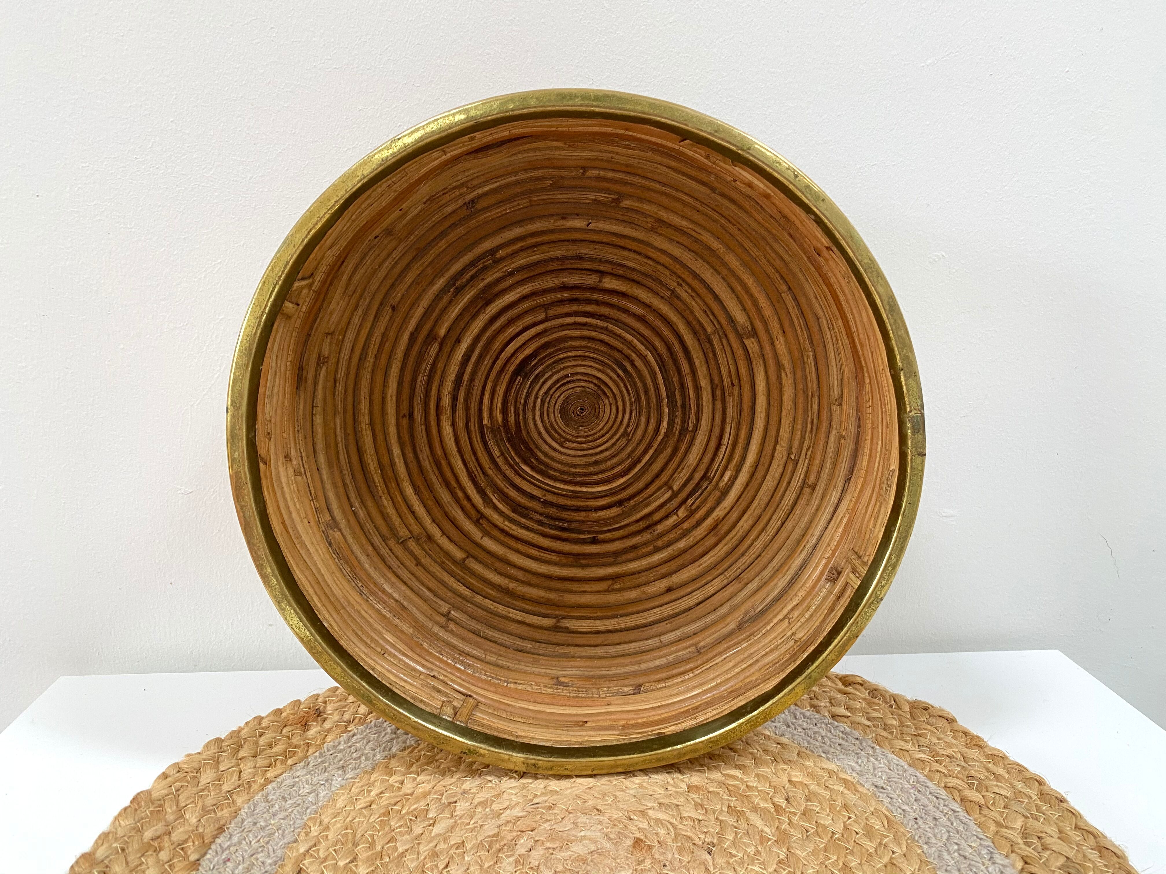 Basket in bamboo and brass from the 70s