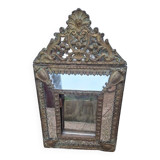 Glazing bead mirror