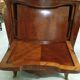 Important Louis XV secretary, in floral marquetry and rich.