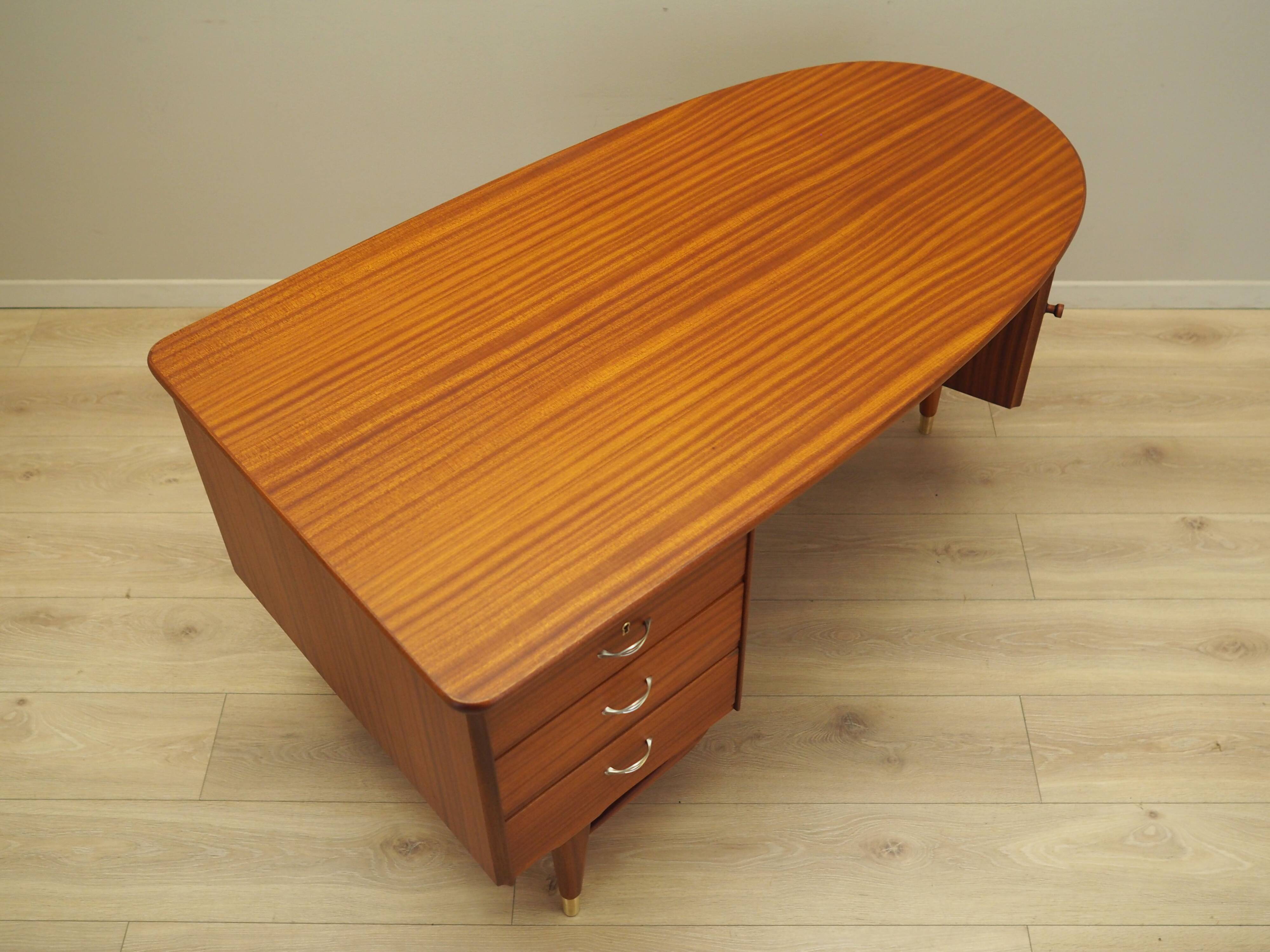 Mahogany desk, Norwegian design, 1960s, production: Sola Møbler
