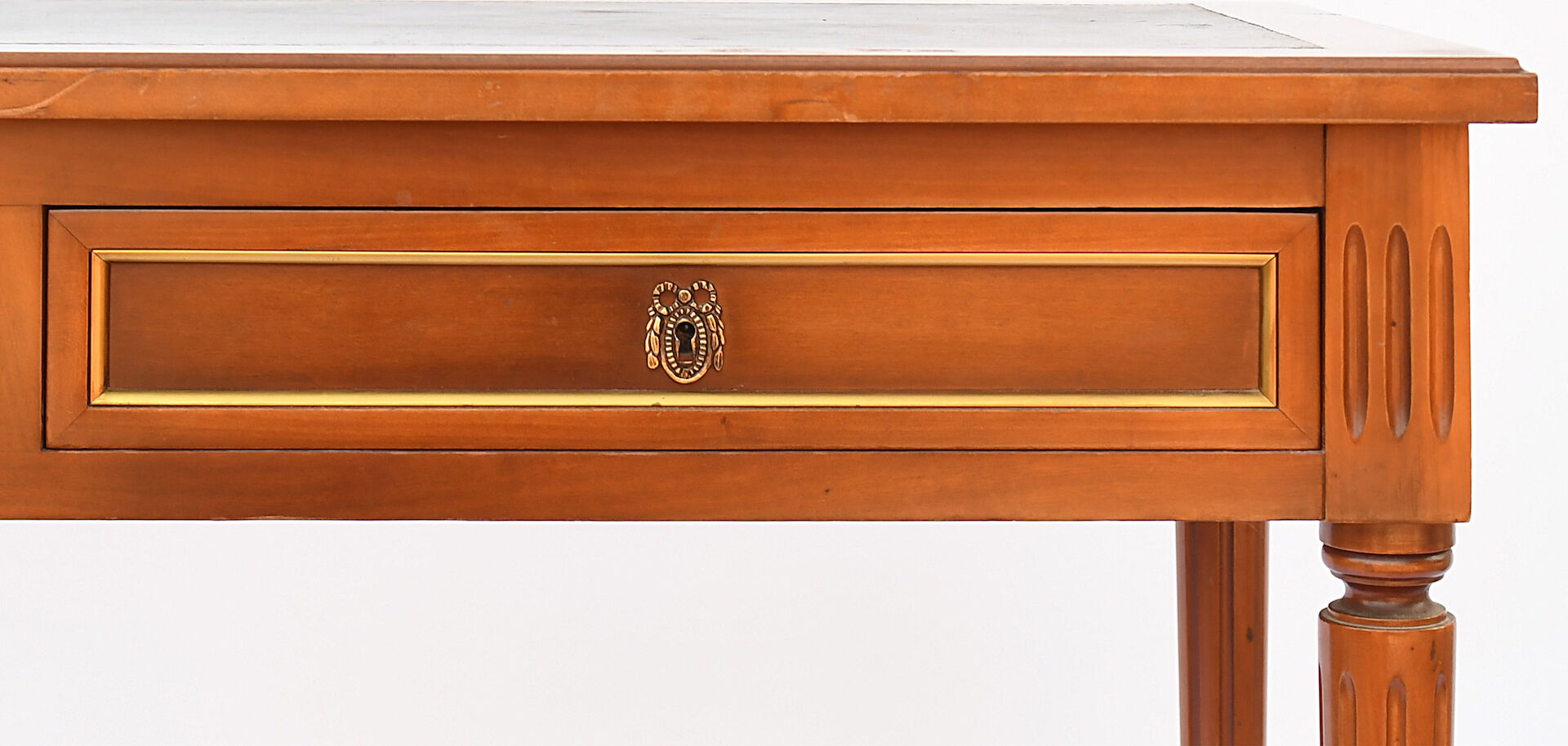 Bureau plat de style louis xvi