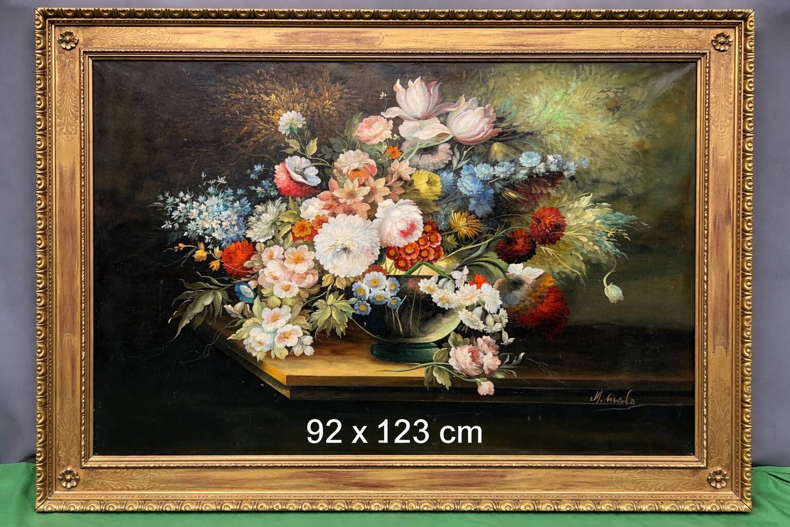 Michele Cicala (1939-1975). Still life signed with flowers in the classic Flemish technique.