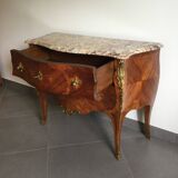 Commode de style Louis XV