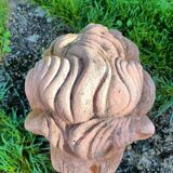 Paire de lion de jardin en terre cuite ancien