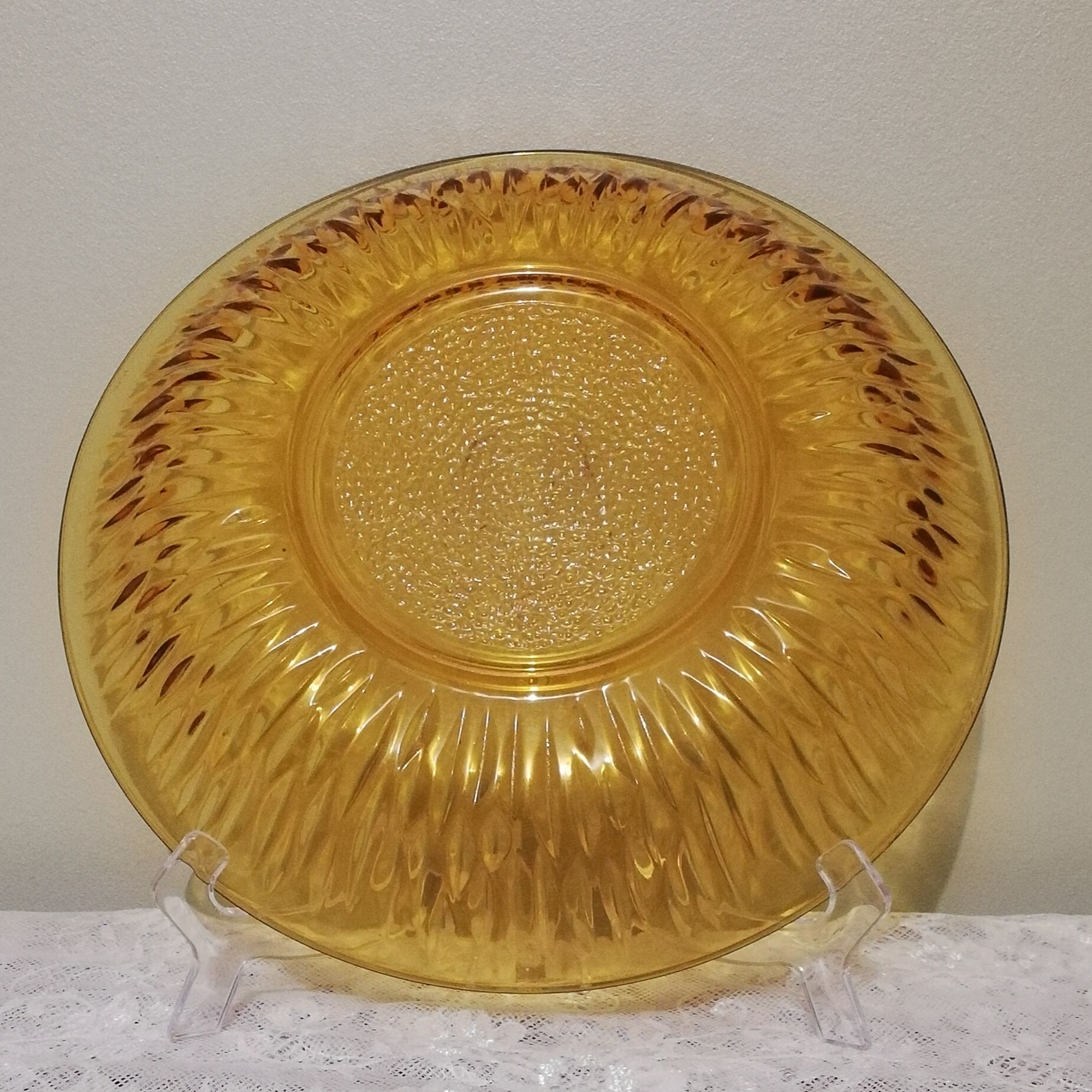 Hollow dish in vintage glass diameter 28cm