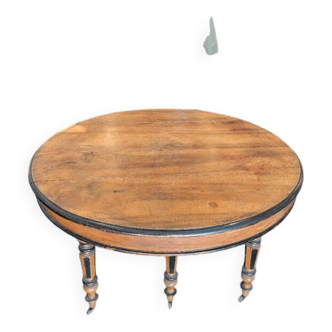 Old round table