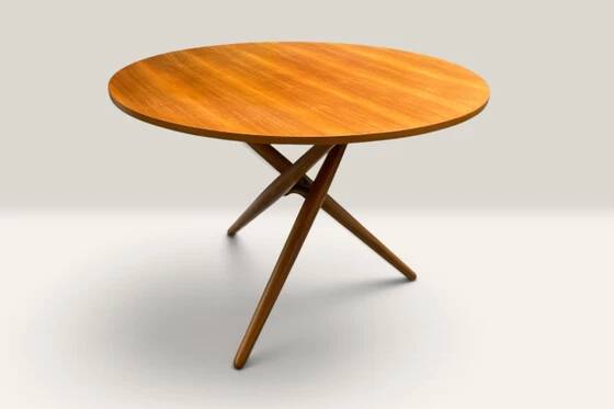Jürg Bally Ess.Tee.Tisch pour aide au logement table réglable