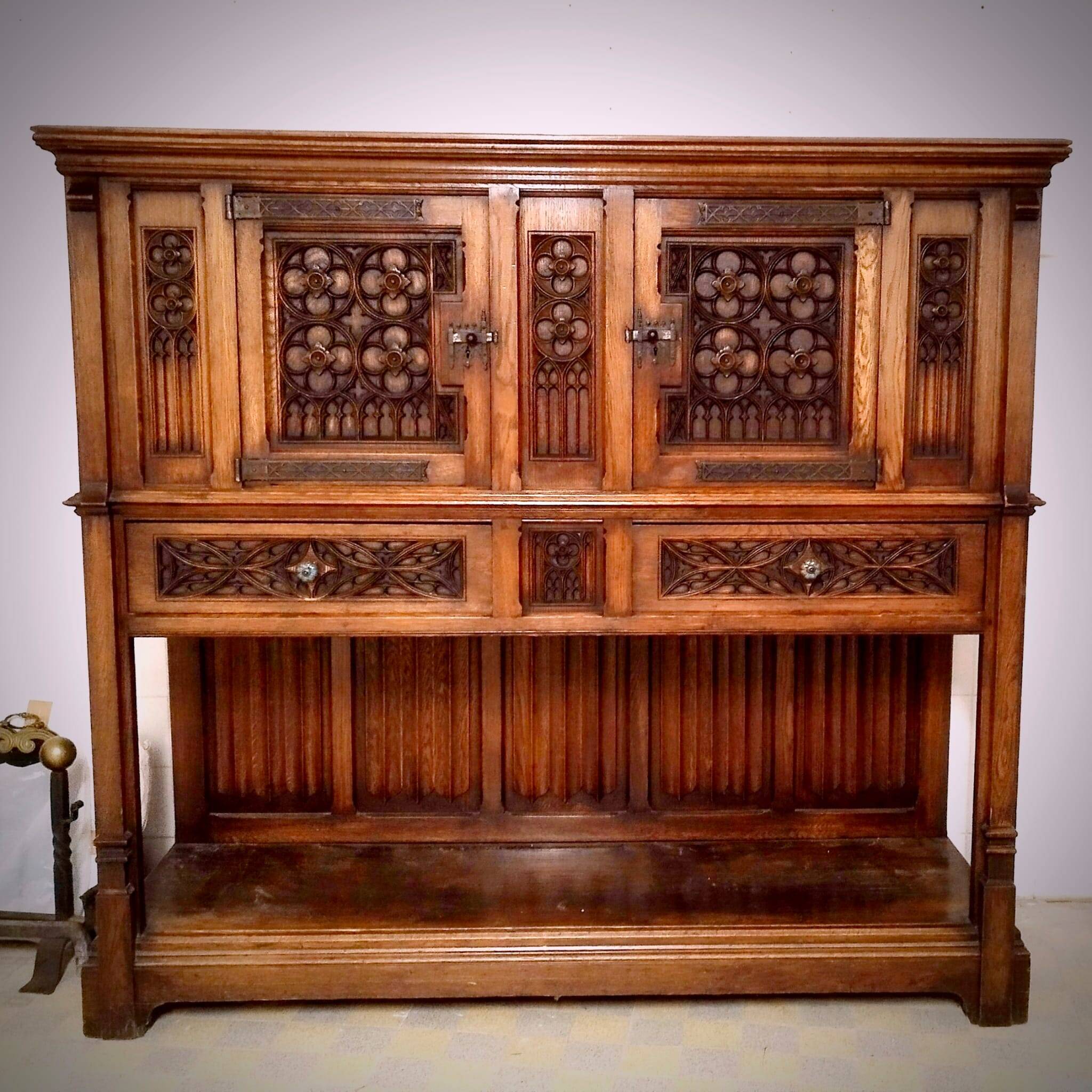 Gothic sideboard in oak and walnut – French school, 19th century
