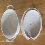 Vintage porcelain vegetable dish / soup tureen