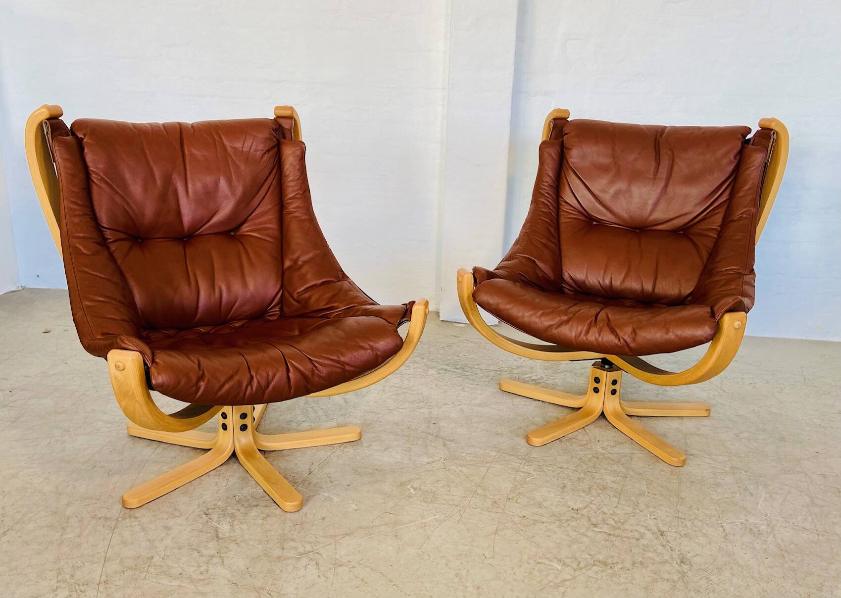 Svend Skippers vintage retro cognac leather swivel chair set 1970s