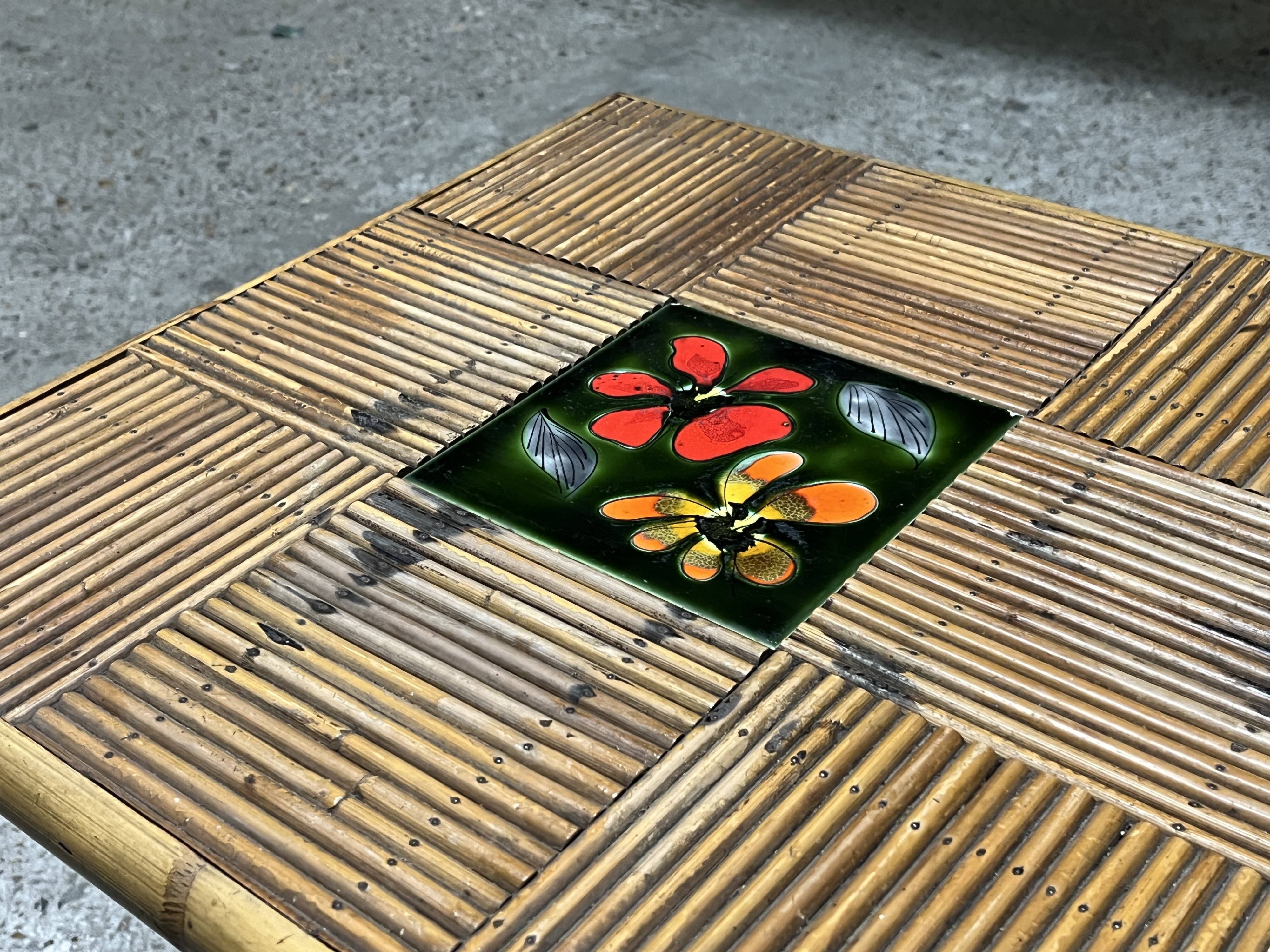 Table basse en rotin avec carreaux de céramique, années 60