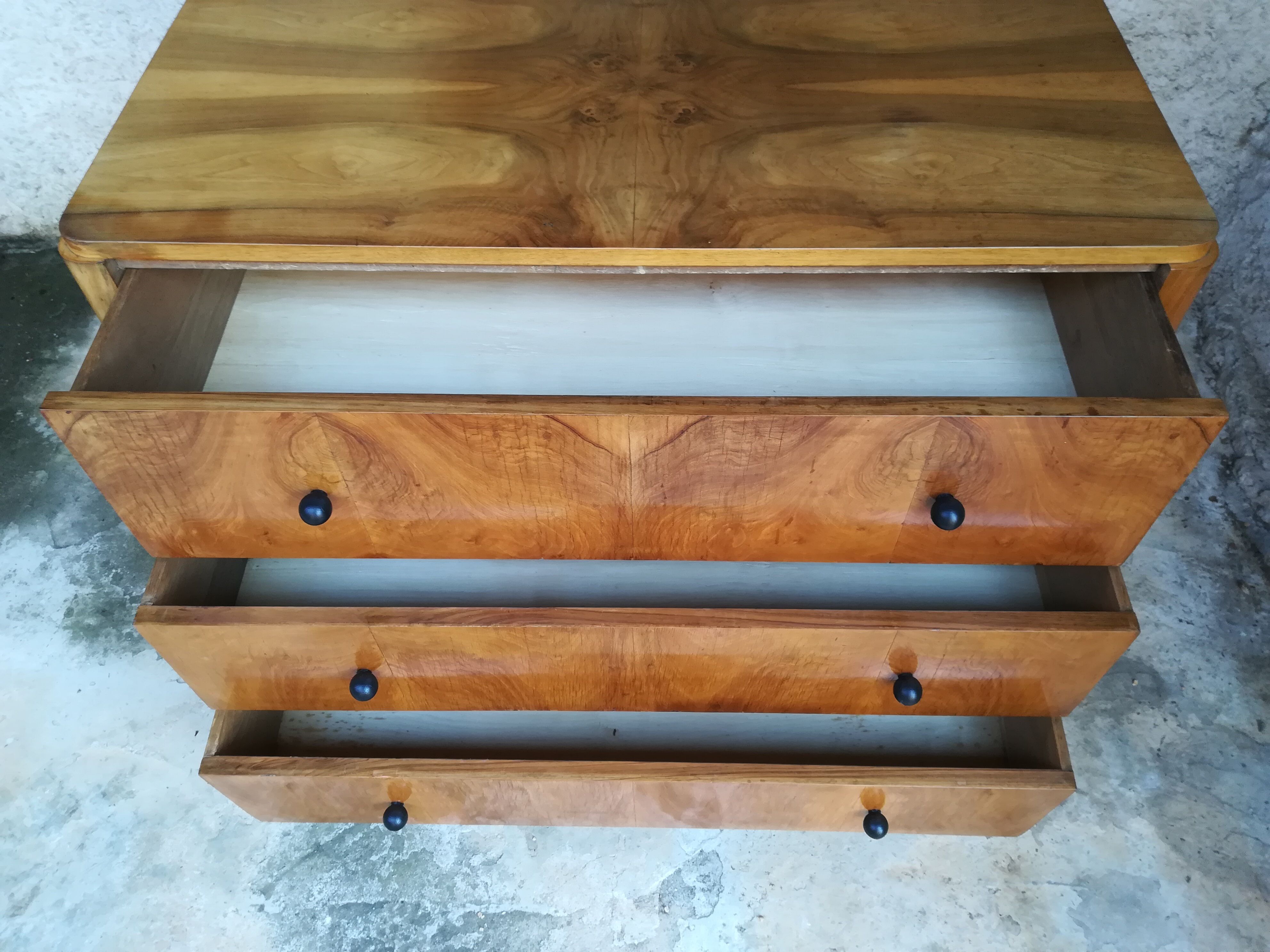 Chest of drawers art deco