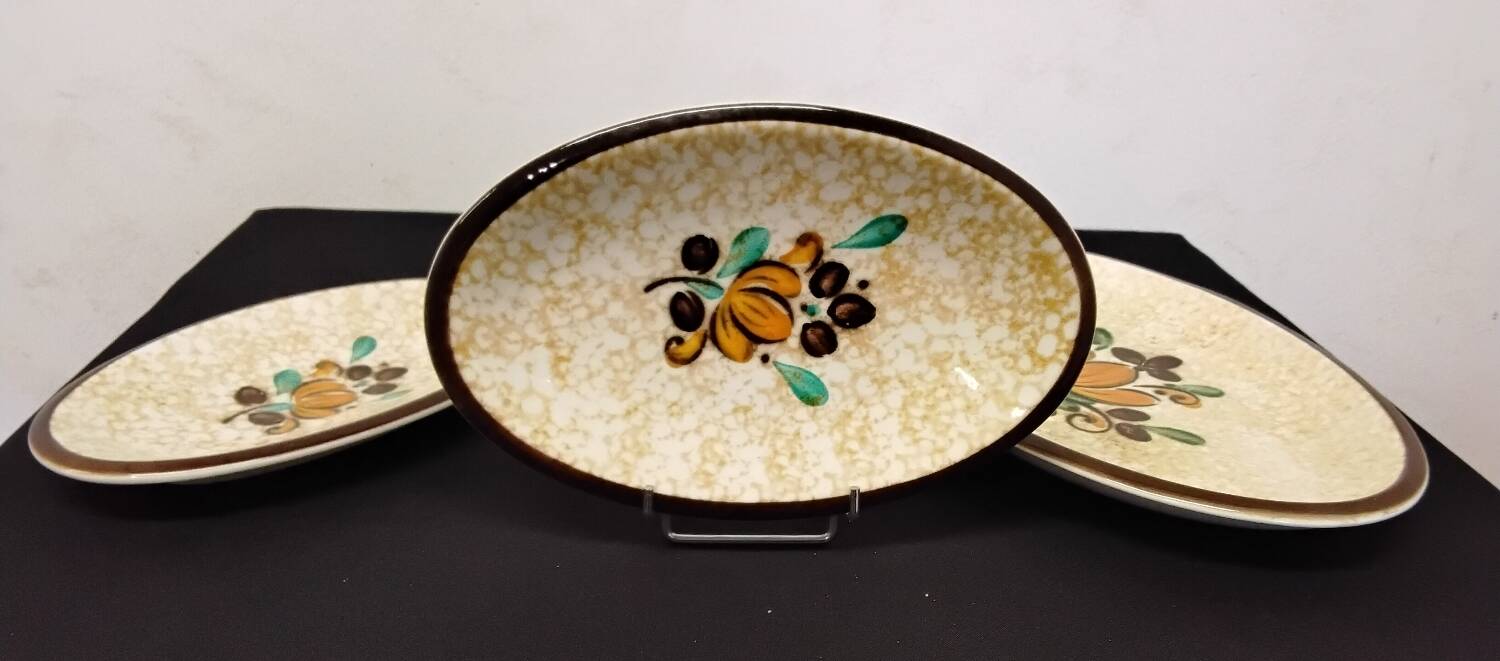 Crockery set model Corfu signed BOCH La Louvière.