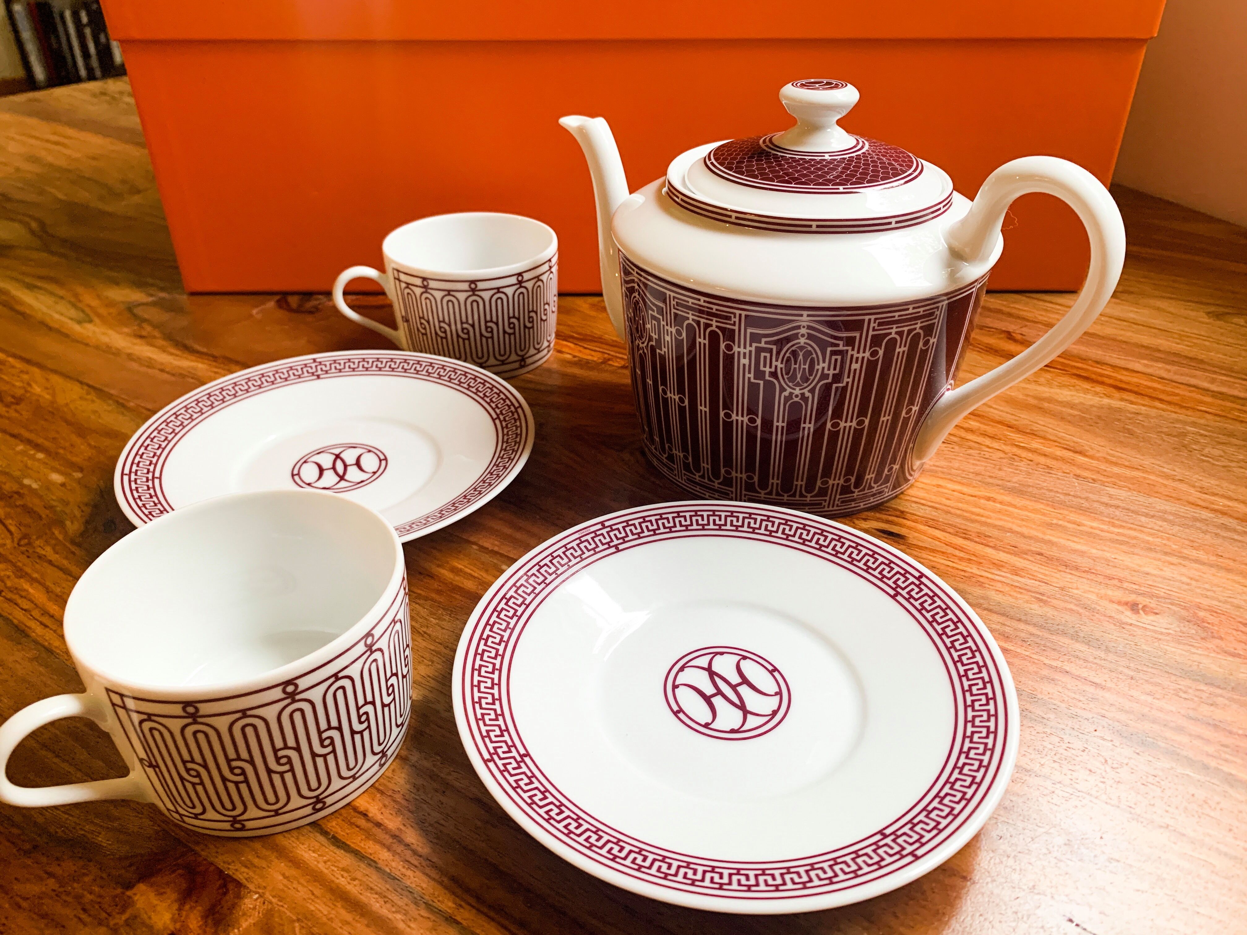 Paire De Tasses à Thé Hermès H Déco Rouge Et Blanc – 160ml – Service 2 Personnes – Neuf
