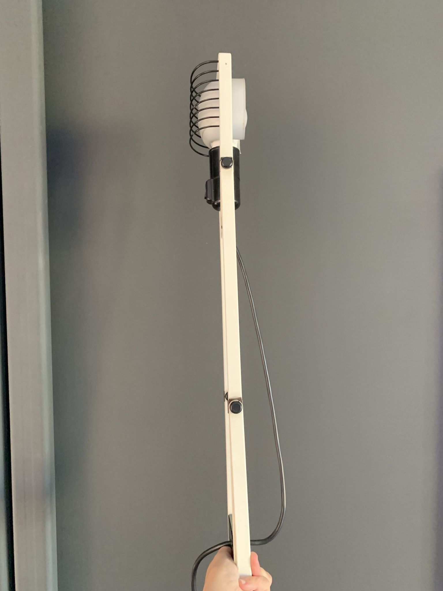 Lamp model "Sintesi" of tavolo by Ernesto Gismondi for Artemide / Italy 70s / white model