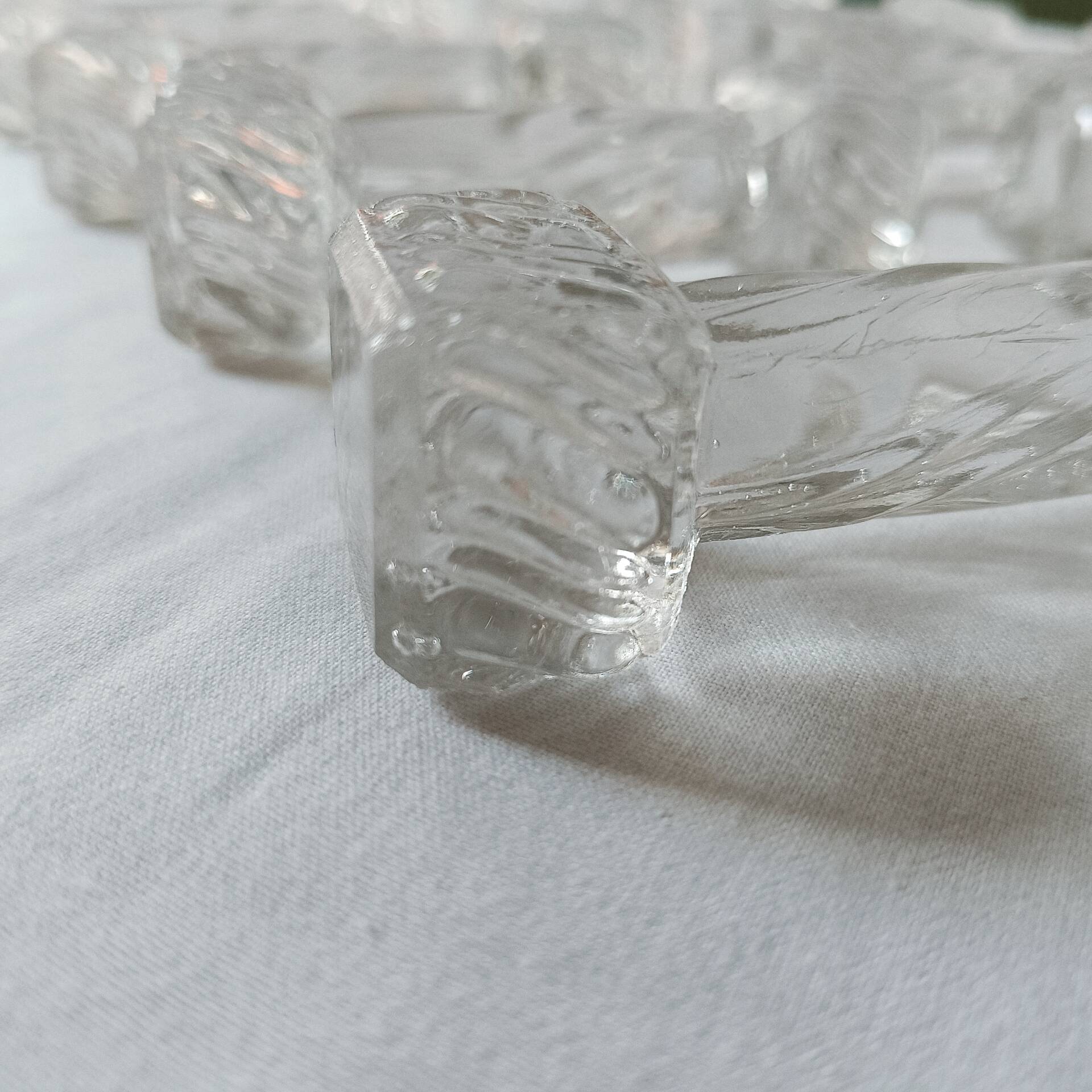 Set of 10 antique twisted moulded glass knife rests – Art Deco style