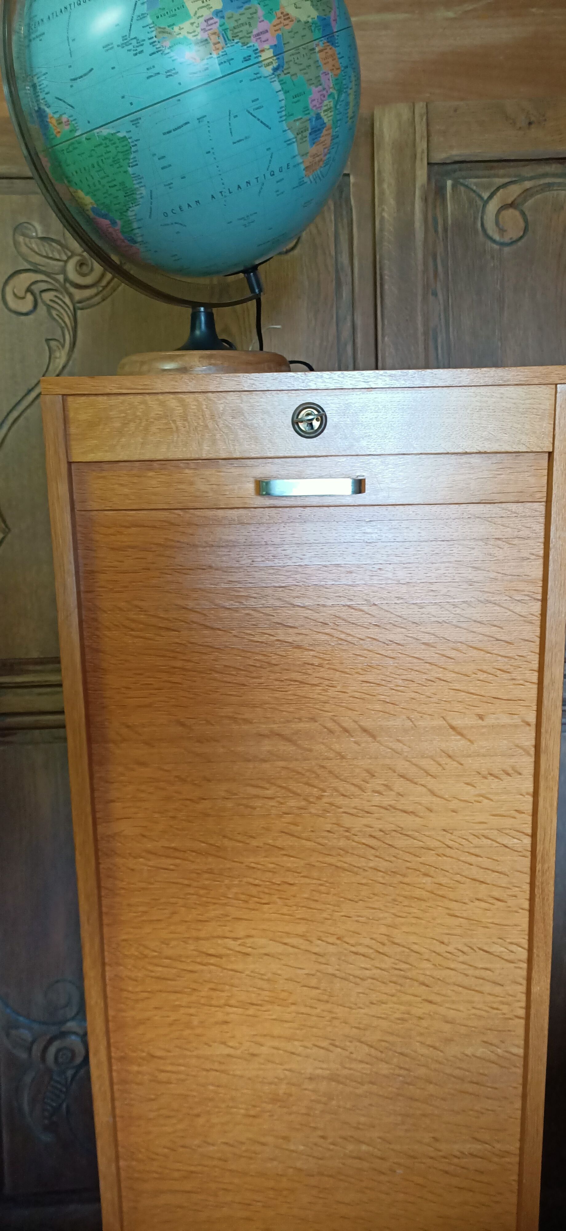 Vintage curtain binder