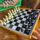 Magnetic and foldable chess set