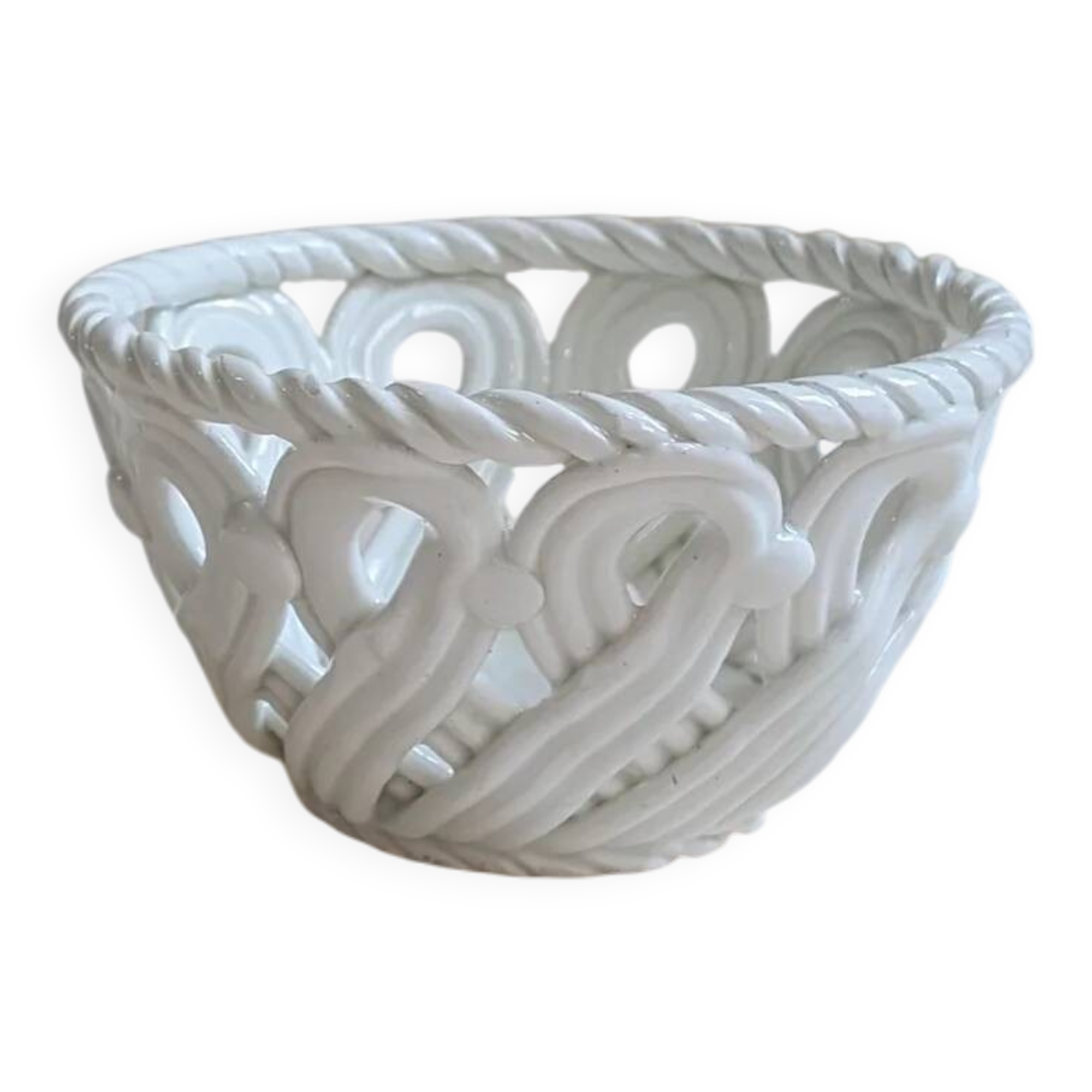 Woven ceramic pocket emptier – Spain