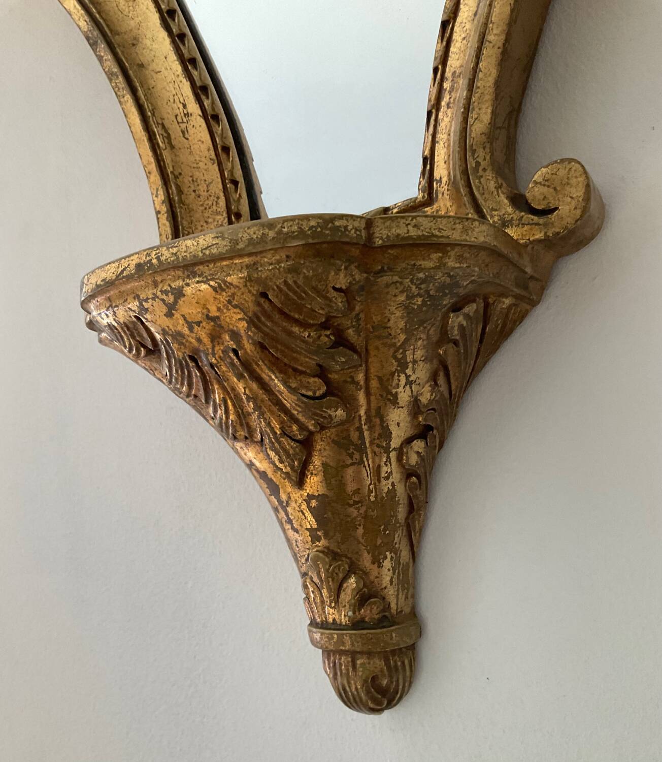 Miroir doré vintage avec selette