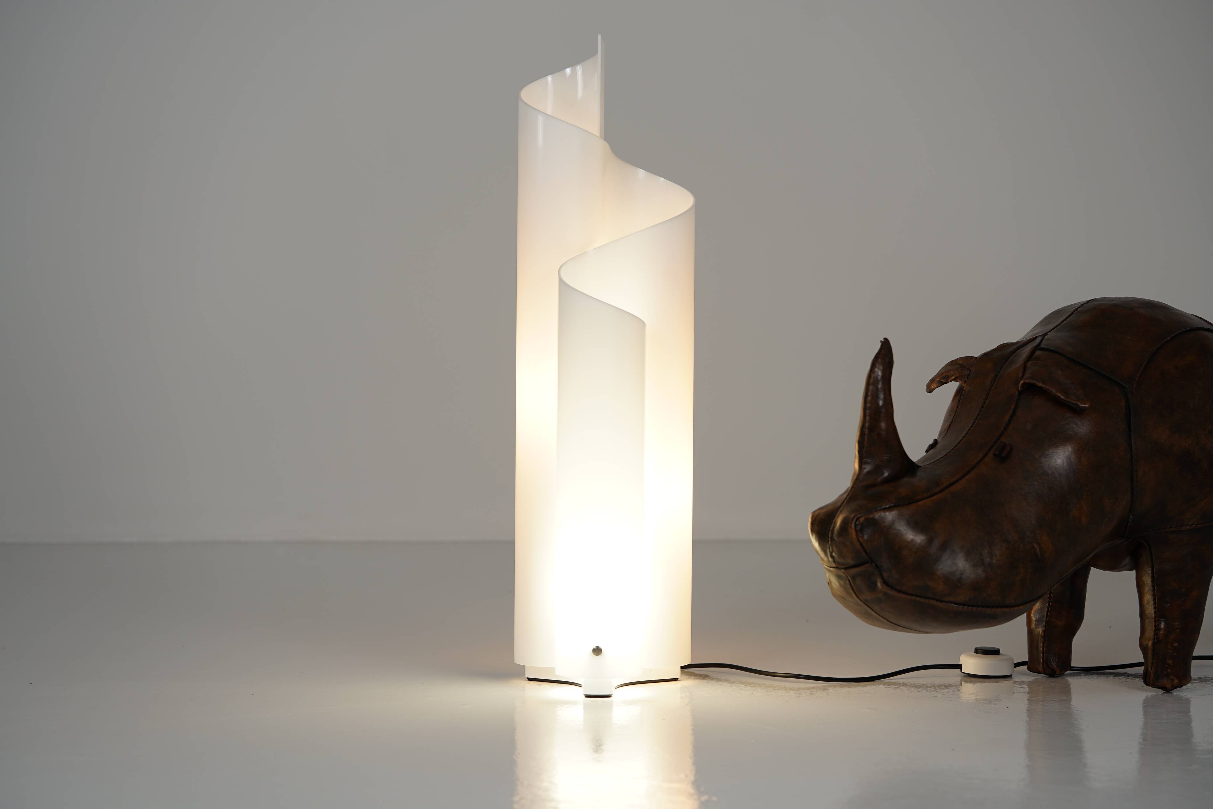 Table lamp Mezzachimera by Vico Magistretti for Artemide