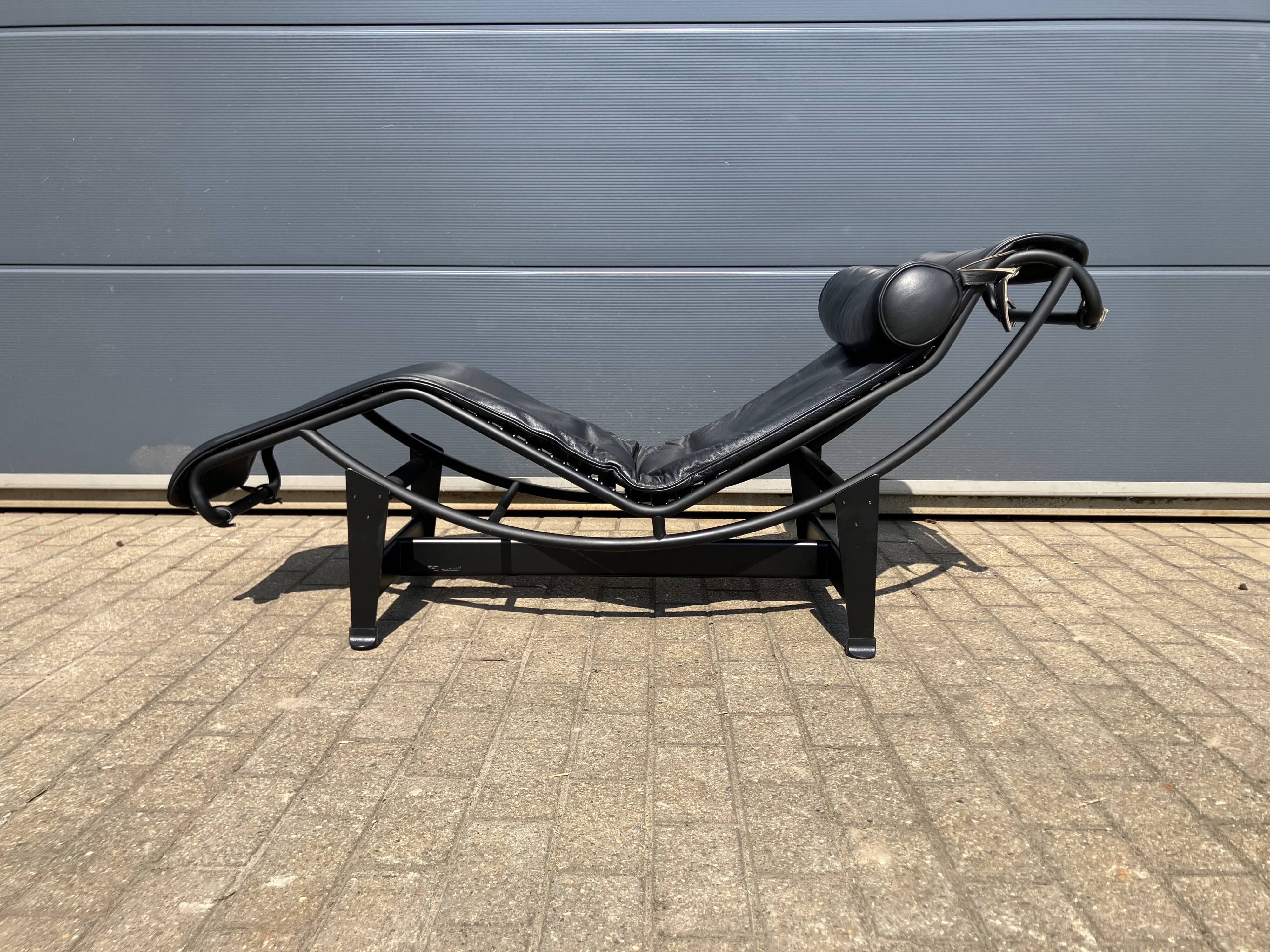 Originele Cassina Le Corbusier Lc4 Black on Black, Bijna als new!