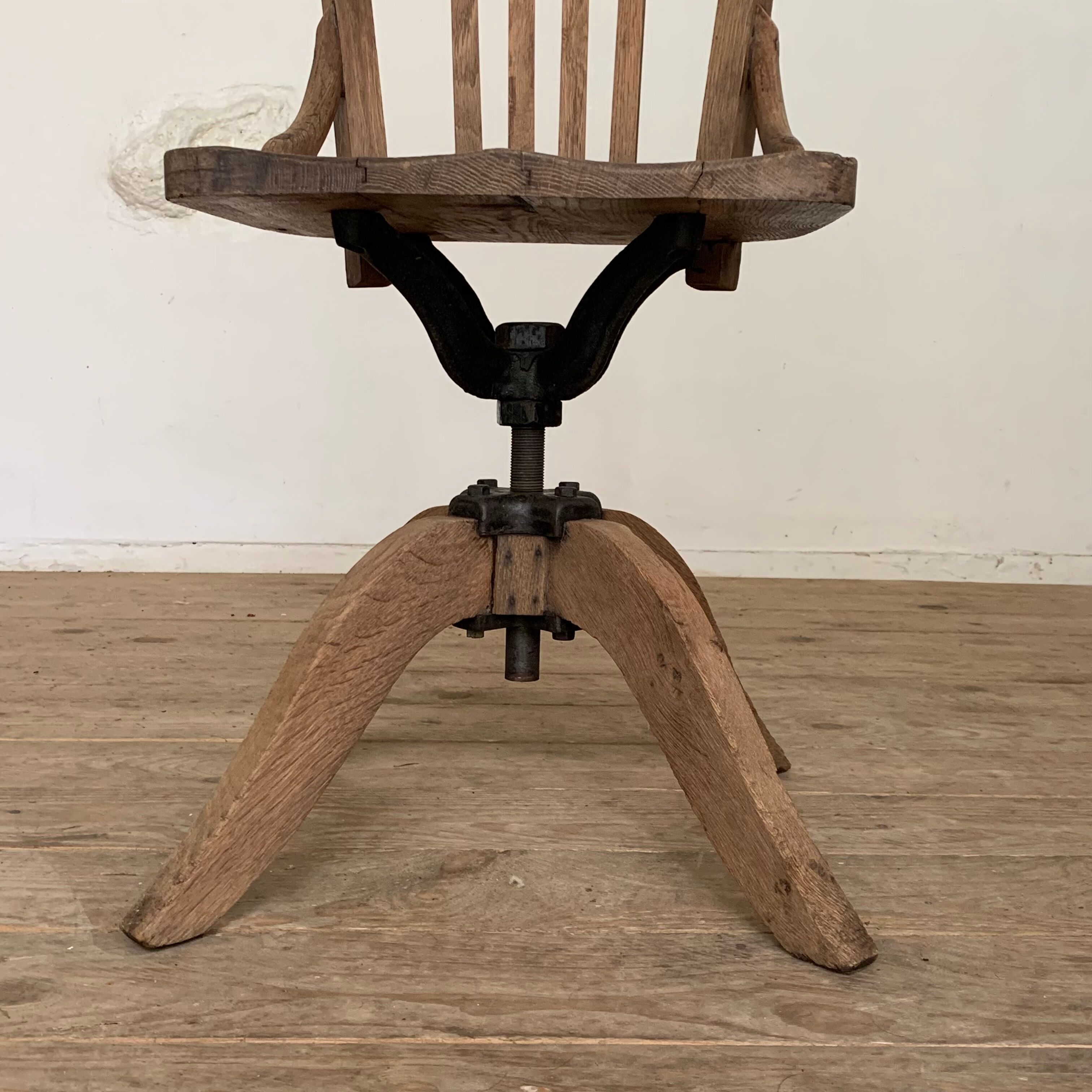 Swivel office chair Baumann 1940